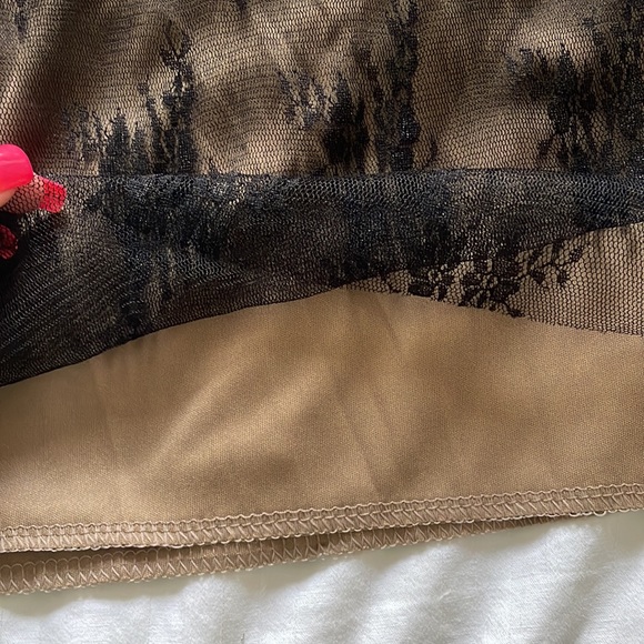 Lace Set (skirt and top) - Picture 8 of 8